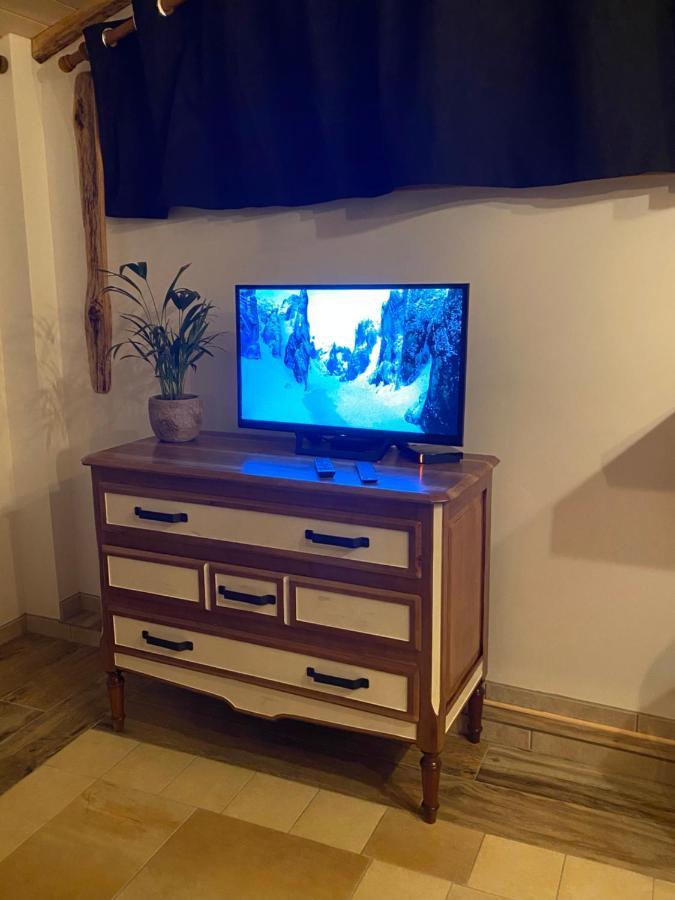 Studio Famille, Lit Aventurier Saint-Laurent-de-Neste Екстериор снимка