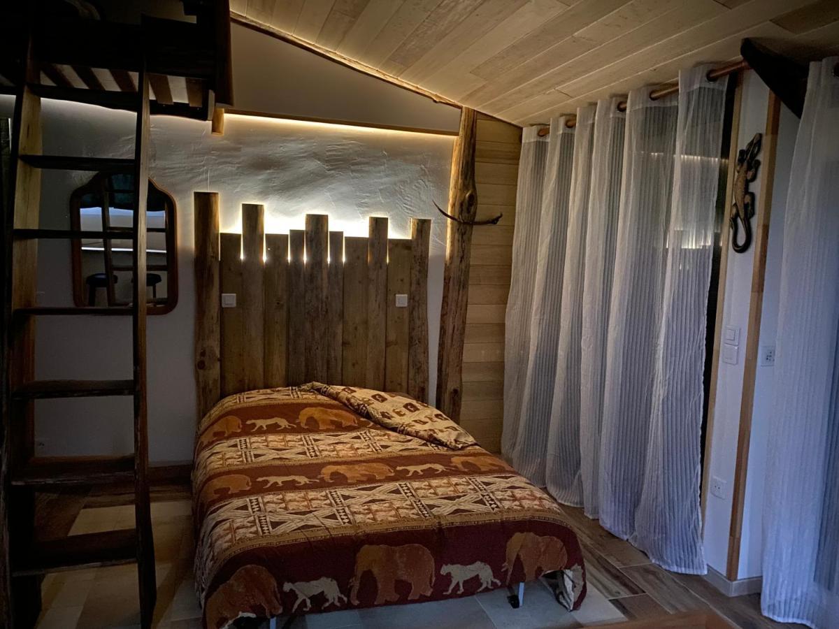 Studio Famille, Lit Aventurier Saint-Laurent-de-Neste Екстериор снимка